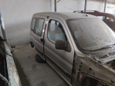 Oto Çıkma Parça / Ford / Tourneo Connect / Kaporta & Karoser / Kasa / Kupa / Çıkma Parça 