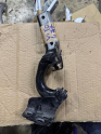 MERCEDES VİTO W447 KASA SİYAH SAĞ SOL MOTOR KAPUT MENTEŞESİ