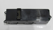 Oto Çıkma Parça / Mitsubishi / L200 / Oto Cam / Cam Düğmesi / Sıfır Parça 