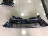 Oto Çıkma Parça / Toyota / Corolla / Tampon / Orta Izgara / Çıkma Parça 