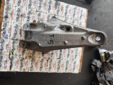 Oto Çıkma Parça / Volkswagen / Transporter / Motor / Takozu & Kulağı / Çıkma Parça 