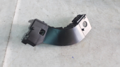 LAND ROVER FREELANDER BRAKET ÖN TAMPON SOL 6H52-16F072-AF