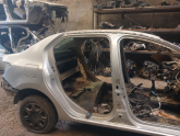Oto Çıkma Parça / Renault / Clio / Kaporta & Karoser / Kesme Tavan Sacı / Çıkma Parça 