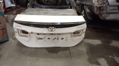 toyota coralla bagaj kapağı
