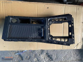 Oto Çıkma Parça / Volkswagen / Golf / Koltuk & Döşeme / Orta Konsol / Çıkma Parça 