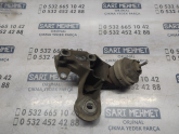 Oto Çıkma Parça / Audi / A4 / Motor / Takozu & Kulağı / Çıkma Parça 