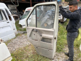 Oto Çıkma Parça / Volkswagen / Volt / Kaporta & Karoser / Sağ Ön Kapı / Çıkma Parça 