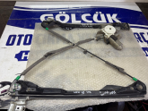 Oto Çıkma Parça / Ford / Focus / Oto Cam / Cam Motoru / Çıkma Parça 
