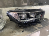 Oto Çıkma Parça / Volkswagen / T-Roc / Far & Stop / Sağ Ön Far / Çıkma Parça 