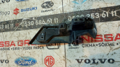 Oto Çıkma Parça / Ford / Mondeo / Kaporta & Karoser / Bakalit / Çıkma Parça 