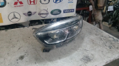 Oto Çıkma Parça / Renault / Captur / Far & Stop / Sol Ön Far / Çıkma Parça 