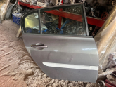 Oto Çıkma Parça / Renault / Megane / Kaporta & Karoser / Sağ Arka Kapı / Çıkma Parça 