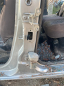 Oto Çıkma Parça / Renault / Megane / Kaporta & Karoser / Kapı Menteşesi / Çıkma Parça 