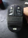 Ford Escort sol, sağ cam bağaj açma düğme takımı