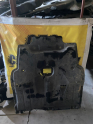 Mercedes w246 motor alt koruma A246520123