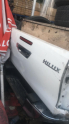 TOYOTA HİLUX HATASIZ BAGAJ KAPAĞI