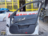 Oto Çıkma Parça / Mercedes / E Serisi / Kaporta & Karoser / Sağ Ön Kapı / Çıkma Parça 