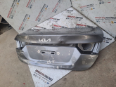 Kia cerato arka bagaj kapağı (az hasarlı ürün)