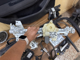 PEUGEOT 308 SOL ARKA KAPI CAM KRİKOSU 2012-2018 MODEL