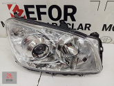 Oto Çıkma Parça / Toyota / RAV4 / Far & Stop / Sağ Ön Far / Sıfır Parça 