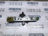Oto Çıkma Parça / Ford / Focus / Oto Cam / Cam Krikosu / Çıkma Parça 