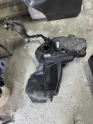 AUDİ A4 B7 KASA YAKIT DEPOSU DİESEL 8E0201085