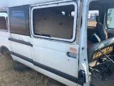 Oto Çıkma Parça / Renault / Master / Kaporta & Karoser / Sağ Sürgülü Kapı / Çıkma Parça 