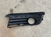 Oto Çıkma Parça / Volkswagen / Jetta / Tampon / Sis Farı Çerçevesi / Sıfır Parça 