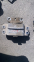 Oto Çıkma Parça / Volkswagen / Jetta / Motor / Takozu & Kulağı / Çıkma Parça 