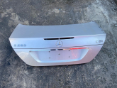 MERCEDES E280 BAGAJ KAPAĞI ORJİNAL HATASIZ DOLU