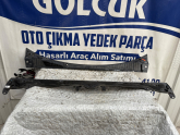 Oto Çıkma Parça / Renault / Megane / Oto Cam / Ön Cam Izgarası / Çıkma Parça 