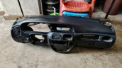 Oto Çıkma Parça / Renault / Megane / Göğüslük & Torpido / Komple Torpido / Çıkma Parça 