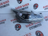 Oto Çıkma Parça / Toyota / Corolla / Far & Stop / Sağ Ön Far / Çıkma Parça 