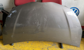 Toyota  yaris  ön kaput