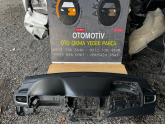Oto Çıkma Parça / Mitsubishi / L200 / Göğüslük & Torpido / Komple Torpido / Çıkma Parça 