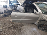 Peugeot 206 cabrio sağ ön kapı