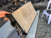 Oto Çıkma Parça / Renault / Fluence / Radyatör / Su Radyatörü / Çıkma Parça 