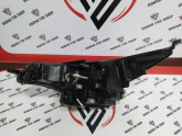 Oto Çıkma Parça / Toyota / Avensis / Far & Stop / Sağ Ön Far / Çıkma Parça 