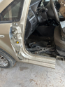 Fiat linea sol ön marşpiyel sacı kapı bağlantı yeri
