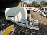 Oto Çıkma Parça / Renault / Kangoo / Kaporta & Karoser / Kesme Tavan Sacı / Çıkma Parça 