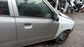 suzuki alto sağ ön kapı