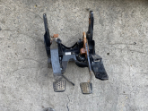 OPEL ASTRA J PEDAL SETİ GAZ PEDALI DEBRİYAJ  FREN PEDALI 13360903