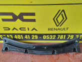 Oto Çıkma Parça / Renault / Master / Oto Cam / Ön Cam Izgarası / Çıkma Parça 