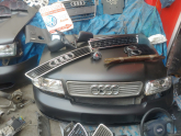 Oto Çıkma Parça / Audi / A4 / Kaporta & Karoser / Kapı Menteşesi / Çıkma Parça 
