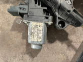 Oto Çıkma Parça / Renault / Fluence / Oto Cam / Cam Krikosu / Çıkma Parça 