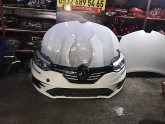 Oto Çıkma Parça / Renault / Megane / Tampon / Ön Tampon / Çıkma Parça 