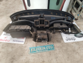 Oto Çıkma Parça / Peugeot / 605 / Göğüslük & Torpido / Komple Torpido / Çıkma Parça 