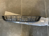 Oto Çıkma Parça / Volkswagen / Jetta / Tampon / Orta Izgara / Çıkma Parça 
