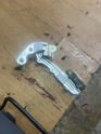 Oto Çıkma Parça / Ford / Tourneo Courier / Kaporta & Karoser / Kaput Menteşesi / Çıkma Parça 
