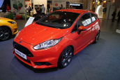 Oto Çıkma Parça / Ford / Fiesta / Far & Stop / Far Camı / Sıfır Parça 